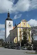Kostel od Jakubského náměstí