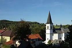 Farní kostel.