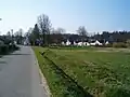 Pohled na vesnici při příjezdu od Slavonic