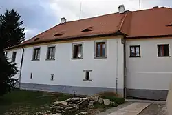 Starý-Plzenec-fara-u-kostela-Narození-Panny-Marie2015.jpg