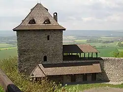 Rekonstruovaná hradní věž