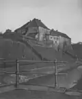 Hrad na malbě z první poloviny 20. století