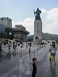 Socha admirála I Sun-sina na náměstí Kwanghwamun
