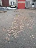Původní kamenná dlažba v ulici Dlouhé
