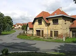 Silnice II/508 na návsi ve Struhařově
