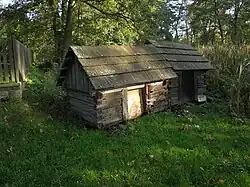 Studený, dvojice haltýřů.jpg