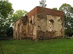 Stvolny, Víska, hřbitovní kostel svatých Petra a Pavla.jpg