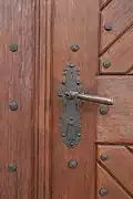 Klika vchodových dveří radnice