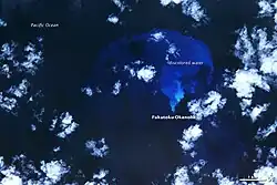 Satelitní snímek Fukutoku-Okanoba přijatých NASA ASTER