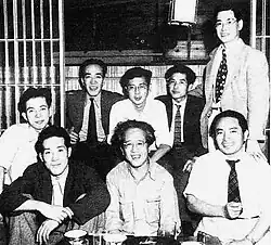 Šóji Ótake, Ihei Kimura, Ken Domon, a zleva v zadní řadě: Akira Išii, Takamasa Inamura, Susumu Higuči, Šizuo Jamamoto, Džun Miki, 1950