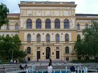 Budova univerzity