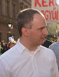 Viktor Szigetvári