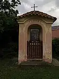 Třeboň, výklenková kaplička svaté Barbory.jpg