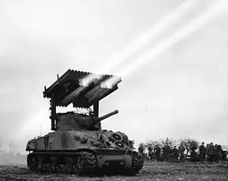 Sherman s raketometem T34 Calliope