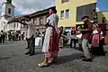 Slavnostní otevření nové budovy muzea dne 5. září 2013. Výstoupení divadelního ochotnického souboru Symposion s kramářskou písní o vzniku Proboštova betlému.