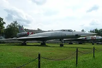 Tu-22 v muzeu v Moninu