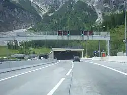 Severní portál tunelu