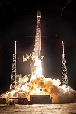 Start rakety Falcon 9 se satelitem Telstar 18V