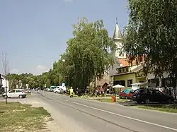 Hlavní silnice v Tenji