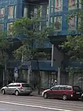 Moderní arkýře budovy Teplotechny