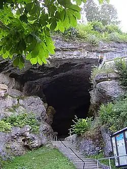 Vchod do Čertovy jeskyně