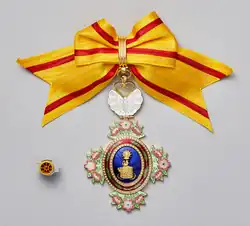 Motýl