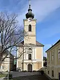 Farní kostel v Theißu