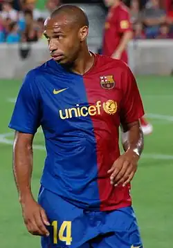 Henry v dresu Barcelony