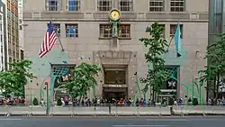 Ústřední sídlo firmy na Fifth Avenue v New Yorku