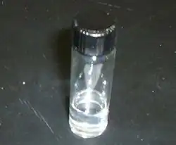 Bezvodý chlorid cíničitý