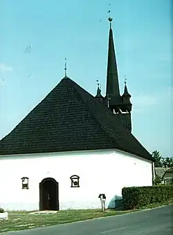 Kostel a zvonice