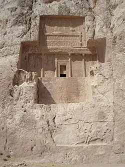 Hrobka Darius II. v nekropoli Nakš-e Rustam, Persie