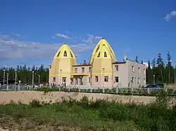 Tommotská nádražní budova