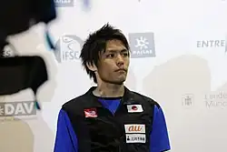 Tomoa Narasaki na SP 2017 v boulderingu v Mnichově