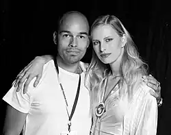 Fotograf s modelkou Karolínou Kurkovou, 2011