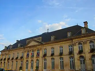 Biskupský palác, nyní radnice