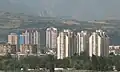 skupina vysokých domů, věžáků