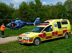 Vrtulník Eurocopter EC 135 T2 s imatrikulací OK-BYC ve spolupráci s nestátní záchrannou službou Trans Hospital