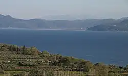 jezero Trichonis