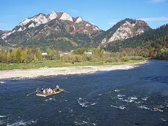 Dunajec, Tři Koruny a štít Facimiech