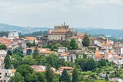 Výhled na město z Portugalska