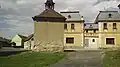 Náves s kapličkou