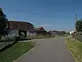 Rozpadajícíse stodola