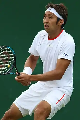 Jasutaka Učijama ve Wimbledonu 2019