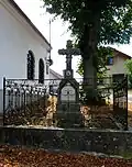 Křížek u kaple