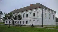 Zámek v Uhřicích v roce 2016