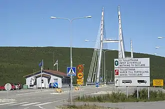 Hraniční most přes řeku Tana v Utsjoki
