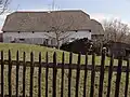 Hospodářské stavení u chalupy čp. 22
