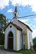 Kaple ve vesnici