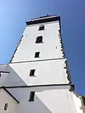 Věž čtvercového půdorysu